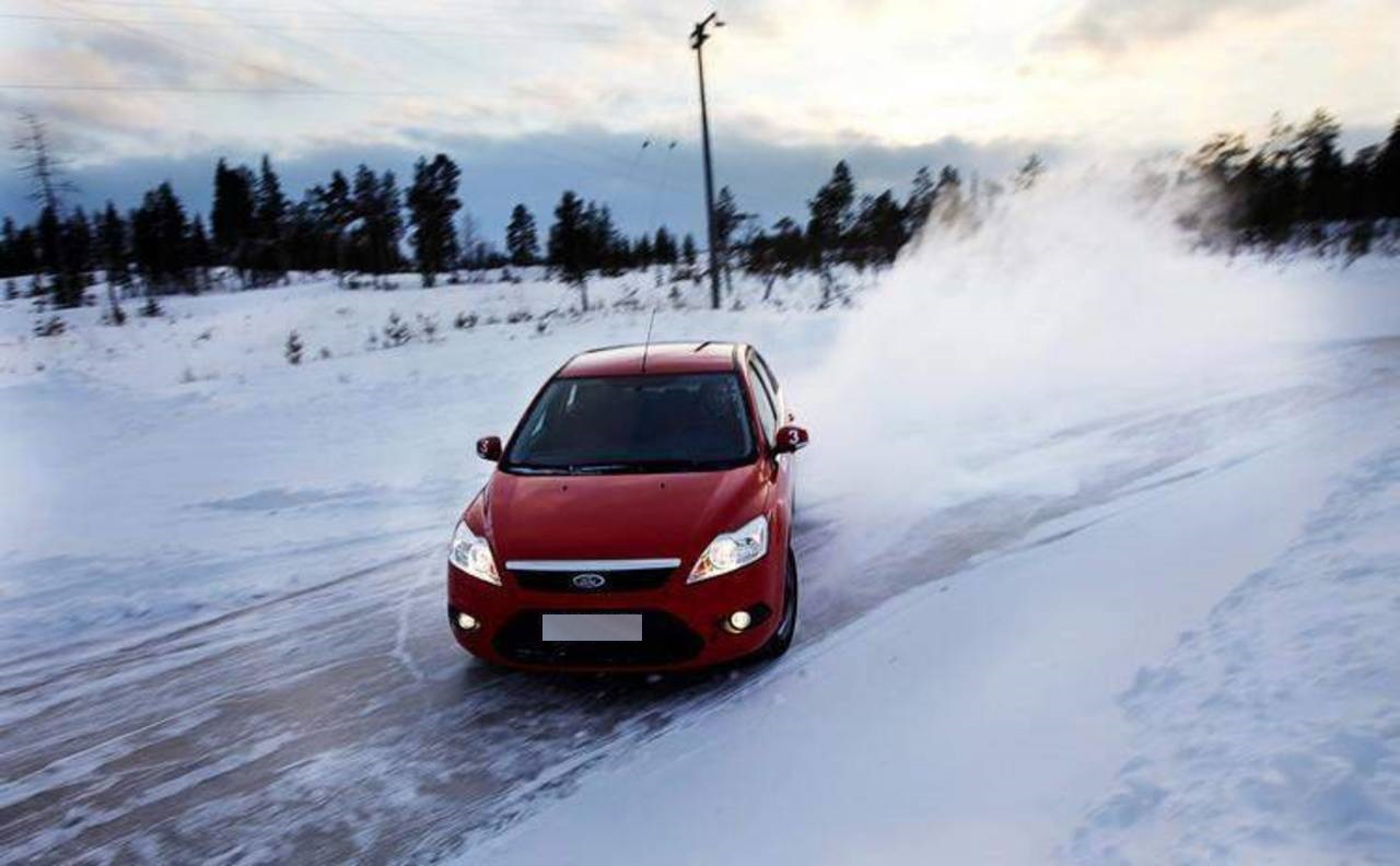 Курсы экстремального вождения на автомобиле в Нижнем Новгороде. Школа  Driftpro